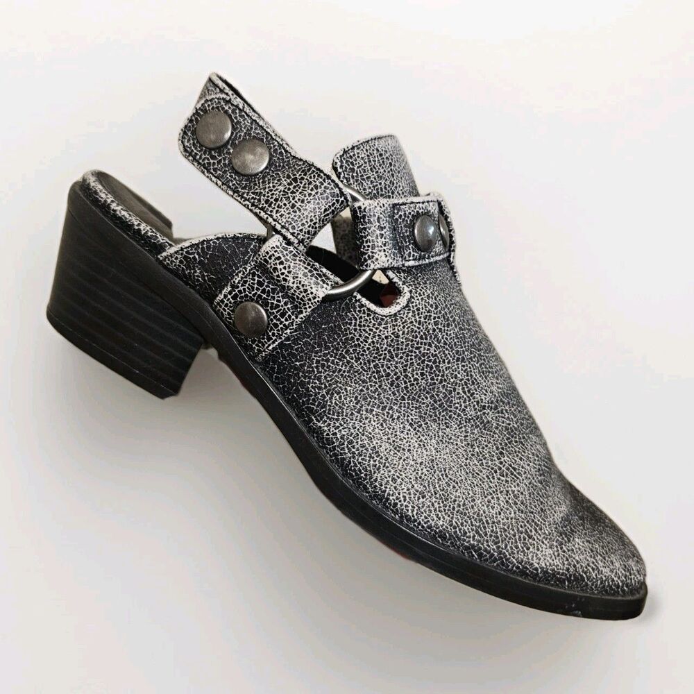 Indigo Rd Women's Cesley Sz 8.5 M Distressed Black Slingback Harness Loafer Mule